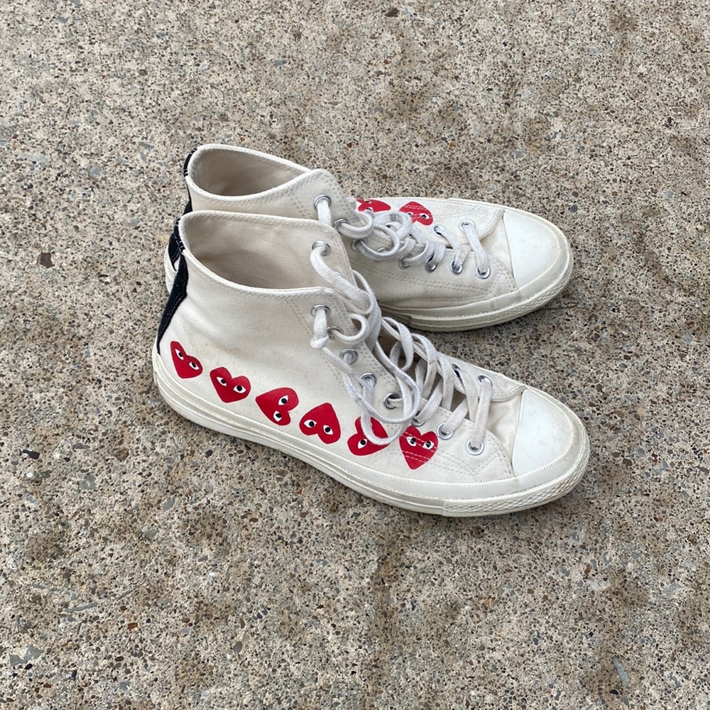 Commé Des Garçons Converse size 8.5 (fits men’s size 10)